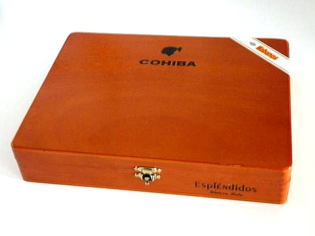 Leere Zigarrenschachtel der Marke Cohiba